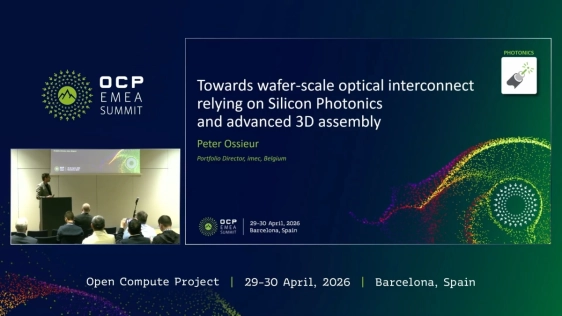 Towards wafer-scale optical interconnect relying on Silicon Photonics and advanced 3D assembly